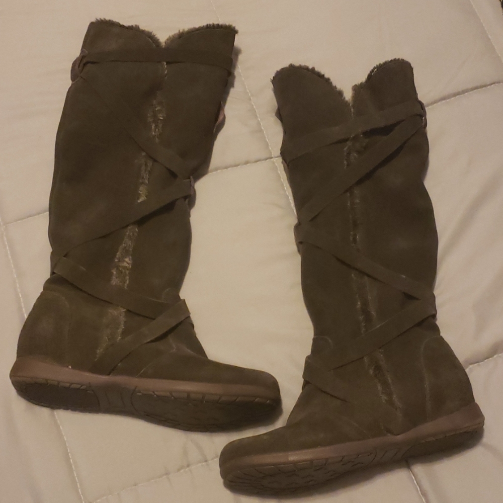 ZIGIny Boots